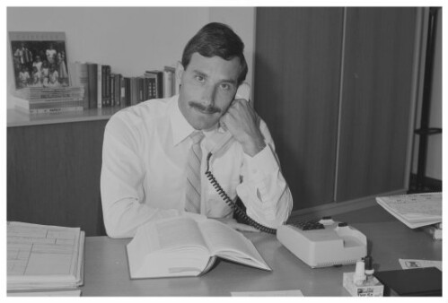 Dr. Schneider, Landesschulrat