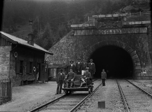 Langen am Arlberg, Arlbergtunnel