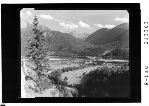 Weissenbach Lechtal, Tirol : [Weissenbach im Lechtal mit Thaneller und Loreagruppe]