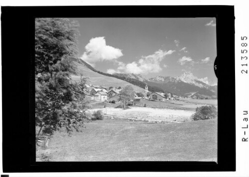 [Zöblen im Tannheimertal mit Blick zum Gimpel und zur Roten Flüh]