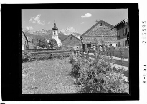 [Aus Tannheim im Tannheimertal - Blick zum Gimpel und zur Roten Flüh]