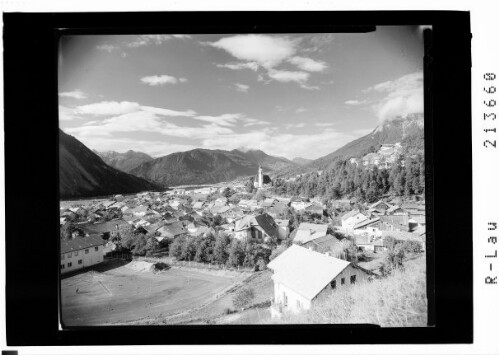 [Tarrenz in Tirol mit Blick in die Ötztaler Alpen]