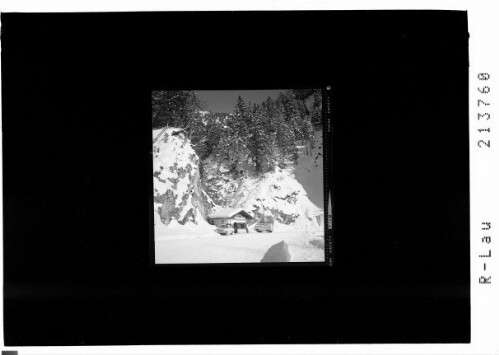 [Kiosk Hofer an der Gaichtpaßstrasse]