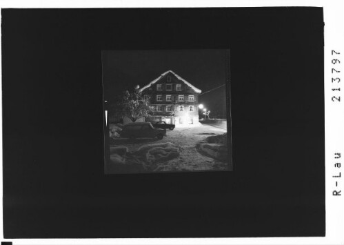 [Cafe Lässer in Hirschau bei Schnepfau mit Weihnachtsbeleuchtung]