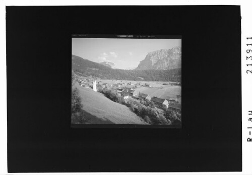 Bizau gegen Kanisfluh, Bregenzerwald Vorarlberg : [Bizau im Bregenzerwald mit Mittagsfluh und Kanisfluh]