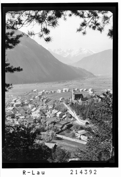 Tarrenz bei Imst / Tirol gegen Ötztaler Berge