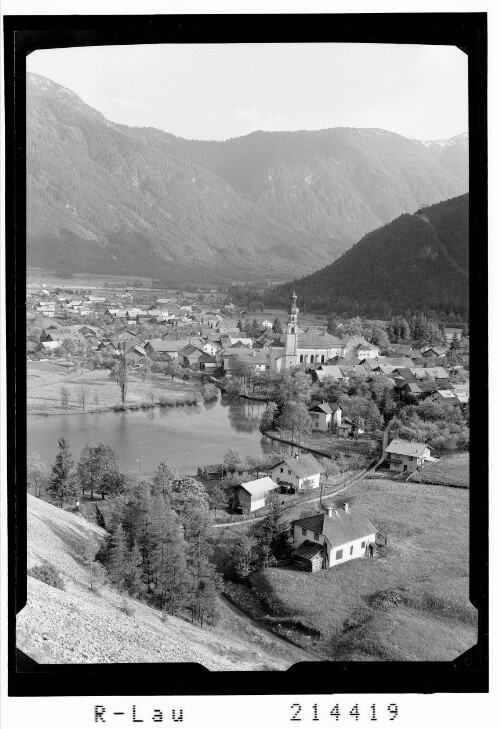 Nassereith an der Fernpaßstrasse / Tirol