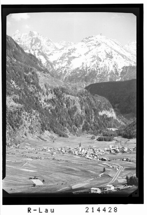 Umhausen im Ötztal / Tirol gegen Breiten Grieskogel : [Umhausen gegen Strahlkogel und Grastaler Grieskogel]