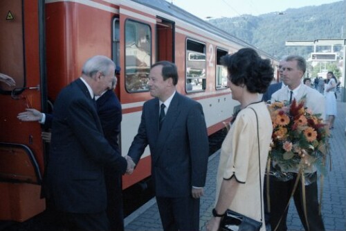 Waldheim Besuch, Ankunft