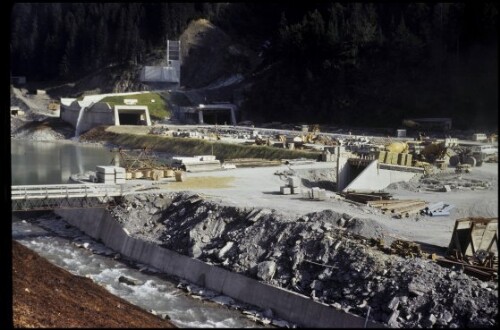 [Klösterle, Baustelle Straßentunnel in Langen]