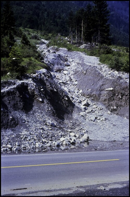 [Innerbraz, Gasteltobel mit alter Arlbergstraße]