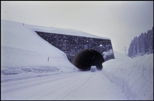 [Klösterle, Passürtobelröhre nach Fertigstellung]