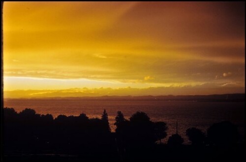 [Bregenz , Abendstimmung am See]