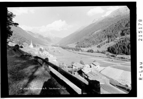 [St.Jakob bei St.Anton am Arlberg mit Blick zur Eisenspitze und Hohen Riffler]