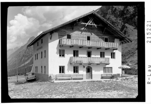 Gasthof Gundolf, Tieflehn, Pitztal / Tirol : [Gasthof Gundolf in Tieflehn im Pitztal mit Sturpen]