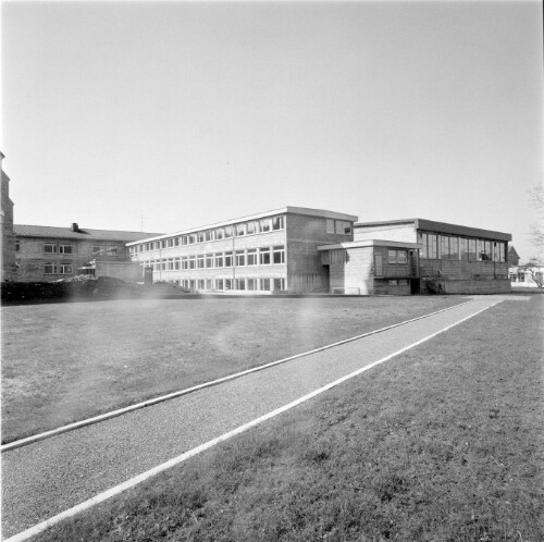 [Schwarzach, Schule]