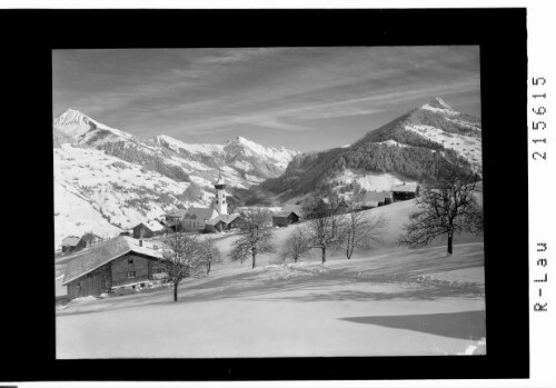 Raggal im Großwalsertal 1016 m und : [Raggal mit Zitterklapfen und Kellerspitze]