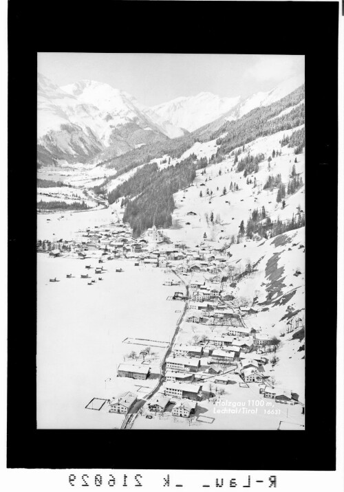 Holzgau 1100 m, Lechtal, Tirol : [Holzgau im Lechtal gegen Lärchspitze und Rappenspitze]