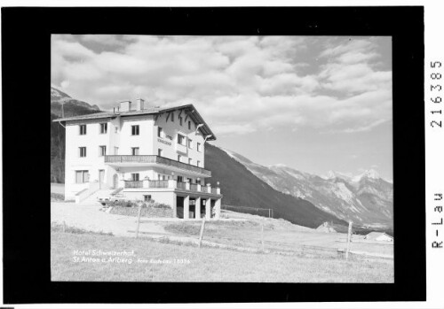 Hotel Schweizerhof, St.Anton am Arlberg : [Hotel Schweizerhof in St.Anton am Arlberg gegen Parseier Spitze und Eisenspitze]