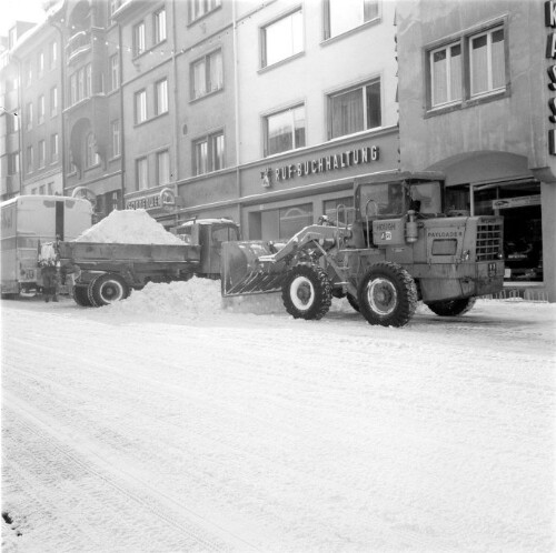 [Schneeräumung in der Bregenzer Innenstadt]