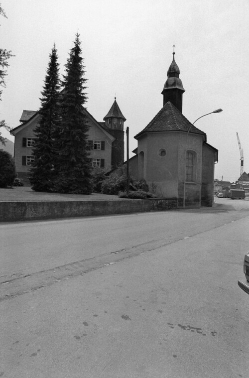 [Hohenems, Rathaus und Kapelle St. Karl]