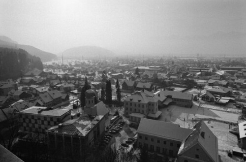 [Blick von der Basilika auf Rankweil]