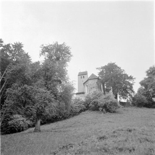 [Feldkirch Tosters, alte Pfarrkirche St. Cornelius und Cyprian]