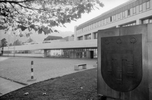 [Vorarlberger Landhaus in Bregenz]