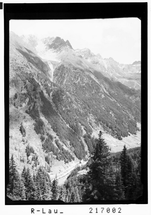 St.Leonhard 1372 m gegen Griesskogel und Dristenkogel : [St.Leonhard im Pitztal gegen Dristenkogel und Loibiskogel]