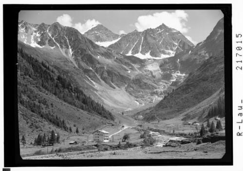 Mittelberg 1740 m, Gasthaus Gletscherblick gegen Innere Schwarze Schneid 3369 m und Linken Fernerkogel 3278 m, Pitztal / Tirol