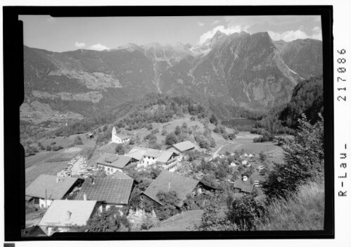 Piburg bei Ötz / Tirol, mit Piburger See und Acherkogel