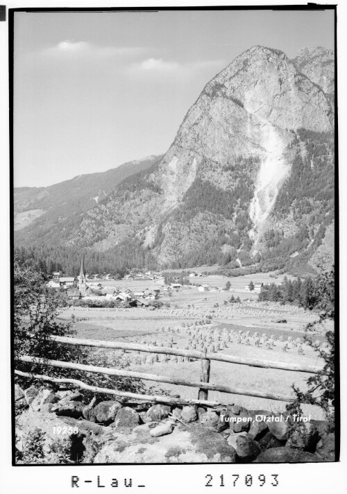 Tumpen / Ötztal / Tirol : [Tumpen bei Umhausen im Ötztal gegen Habicher Wand und Achplatte]