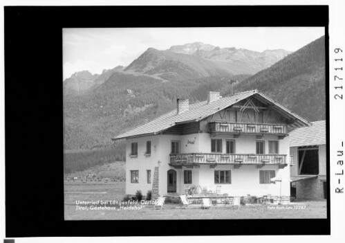 Unterried bei Längenfeld im Ötztal / Tirol, Gästehaus Heidehof : [Gästehaus Heidehof in Unterried bei Längenfeld gegen Acherkogel und Hohe Wasserfalle]