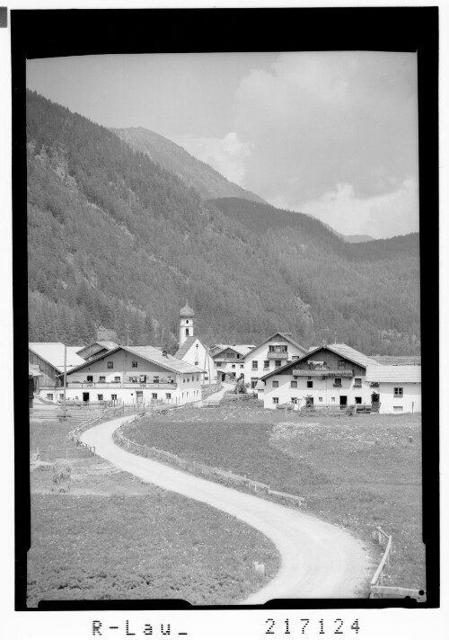 [Unterried bei Längenfeld im Ötztal gegen Wenderkogel]