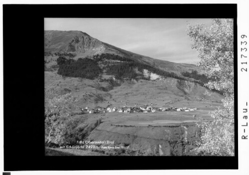 Fiss im Oberinntal / Tirol mit Schönjöchl 2493 m
