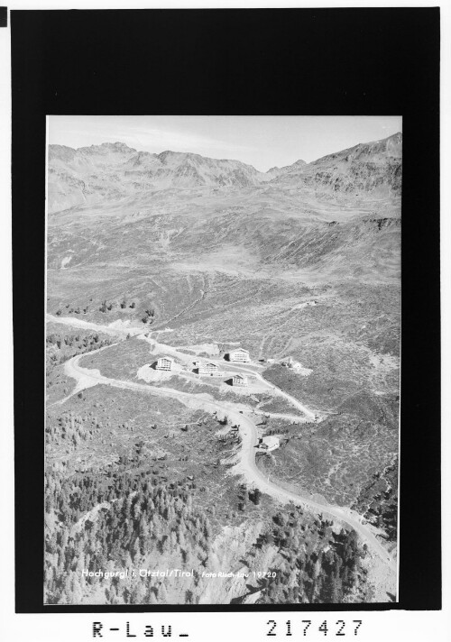 Hochgurgl im Ötztal / Tirol : [Hochgurgl gegen Stubaier Alpen]