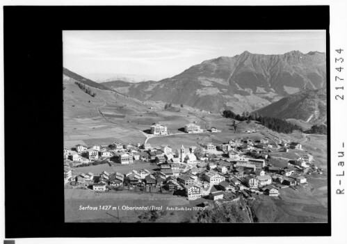 Serfaus 1427 m im Oberinntal / Tirol : [Serfaus gegen Mieminger Gebirge und Kaunergrat]