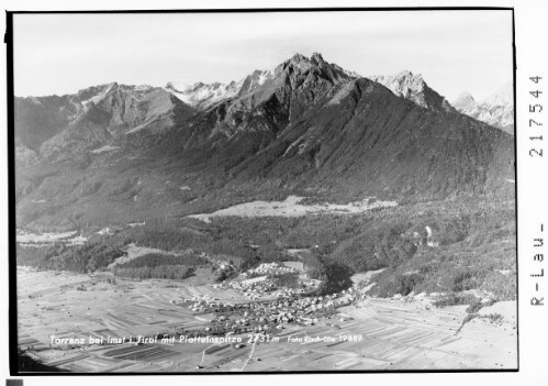 Tarrenz bei Imst in Tirol mit Platteinspitze 2731 m : [Tarrenz mit Blick in die Lechtaler Alpen]