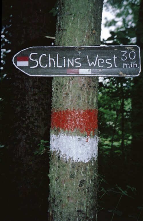 [Schlins - Düns, alter Wegweiser]