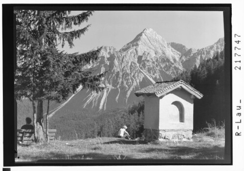 [Blick zur Sonnenspitze / Tirol]