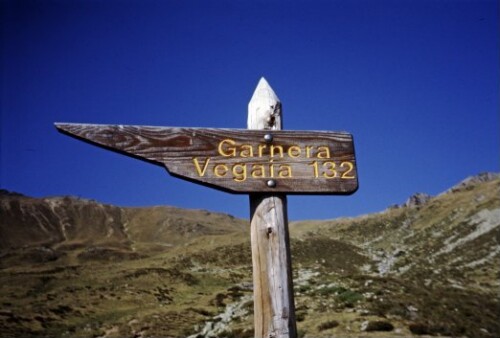 [Italienisches Wegweiser Beispiel, Val di Rabbi Trentino]