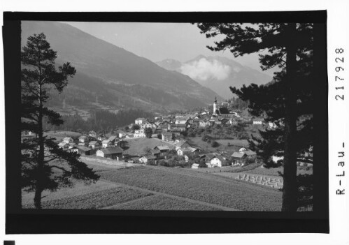 [Arzl im Pitztal mit Blick zum Kaunergrat / Tirol]