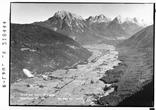 Strad bei Imst / Tirol gegen Mieminger Gruppe : [Strad und Dollinger bei Tarrenz gegen Mieminger Gebirge]
