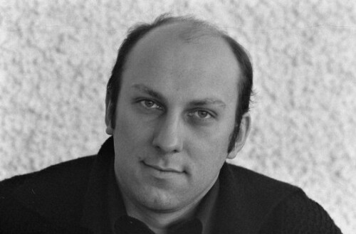 [Sänger Walter Fink]