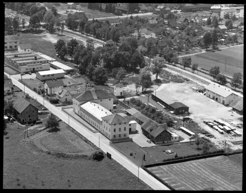 [Hohenems, Emsbach, Landesstraße 46, Firma Schuhfabrik Sachs, Firma Collini]