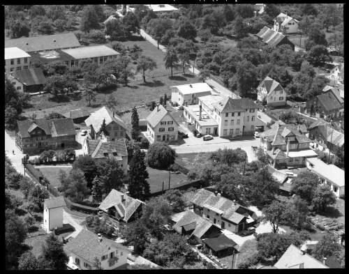 [Lustenau, Rheinstraße, Wichnerstraße, Lerchenfeldstraße, Firma Hofer, Bösch&Co (hinten), weitere Firmen unbekannt]