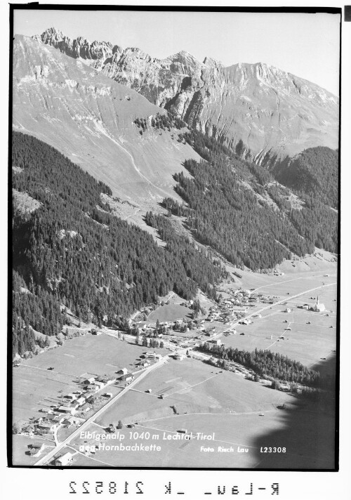 Elbigenalp 1040 m Lechtal - Tirol gegen Hornbachkette