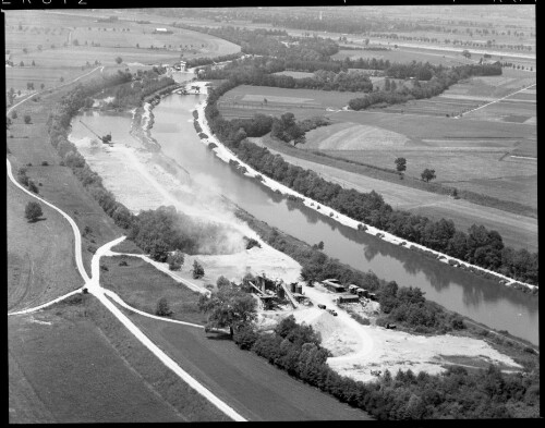 [Schweiz, Diepoldsau; Hohenems, Staatsgrenze, Rheinauen, Kiesabbau]