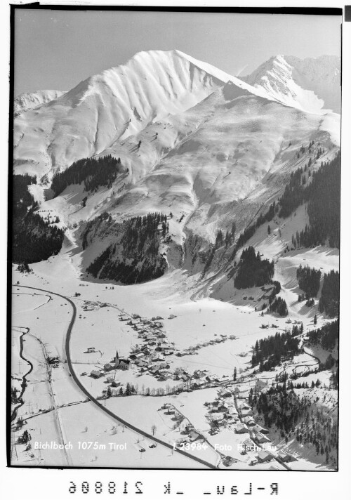 Bichlbach 1075 m Tirol : [Bichlbach im Ausserfern gegen Bleispitze und Gartnerwand]