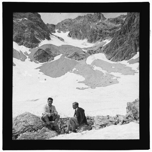 [Eine Bergtour von Schröcken über Braunarlspitze, Butzensee, Körbersee, Widderstein nach Warth]